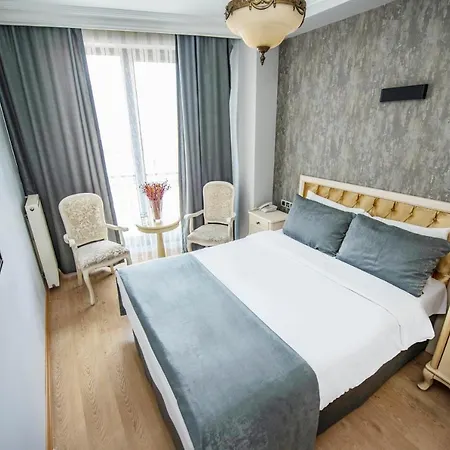 Pera Life Otel 4*