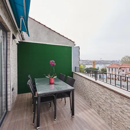 Otel Pera Life 4*