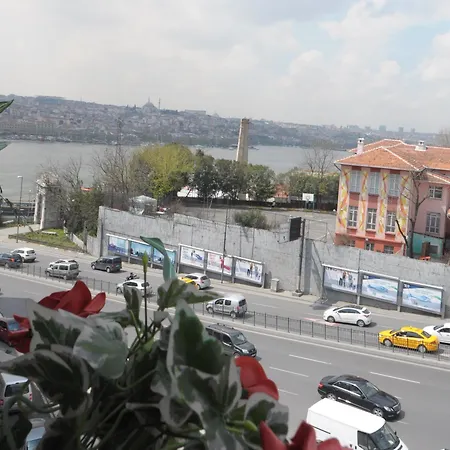 Otel Pera Life 4*