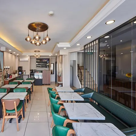 Hotel Pera Life 4*
